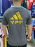 Remera de entrenamiento gris con logo de YPF y Adidas en la espalda.