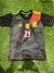 Camiseta negra del Dibu Martínez 2024 con diseño geométrico y el número 23, ideal para niños hasta talle 16.