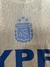 Logotipo de la Asociación del Fútbol Argentino (AFA) en una camiseta.