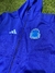 Chaqueta azul de Argentina para niño con el logo de la AFA y la marca Adidas.