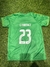 Camiseta verde de fútbol con el nombre "E. MARTINEZ" y el número "23" en la espalda.