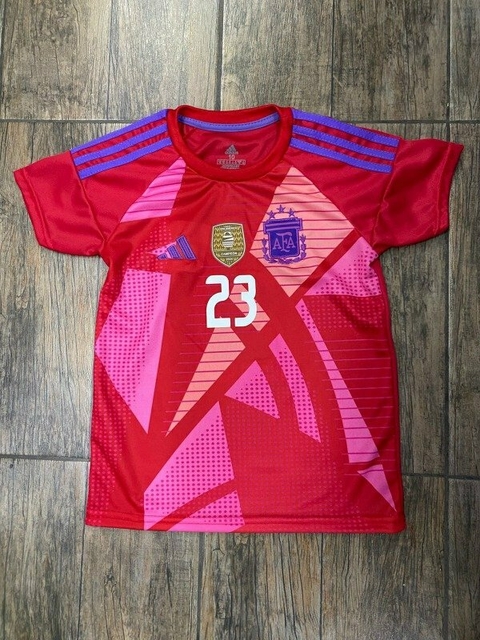 CAMISETA ROJA DEL DIBU MARTINEZ NIÑO