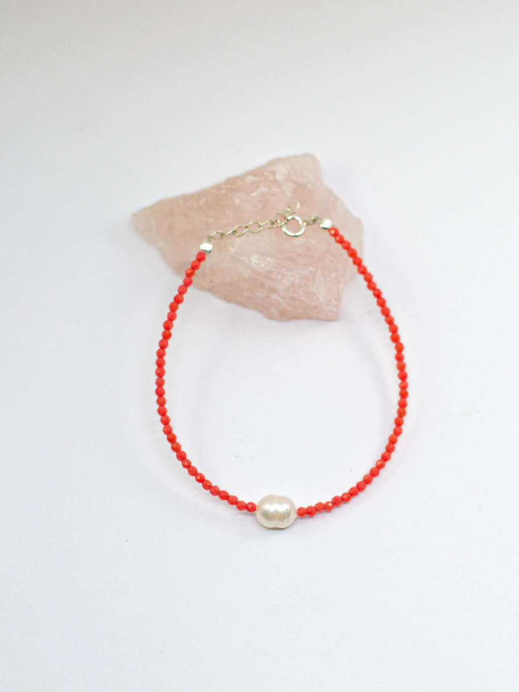 Pulseira Cristal Vermelho com Pérola Barroca