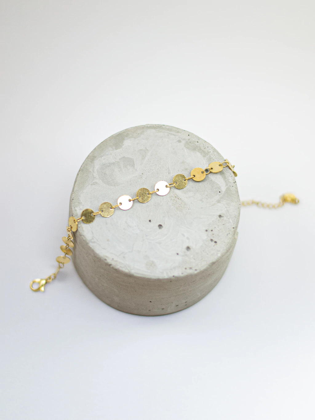 Pulseira Moedas Banho de Ouro