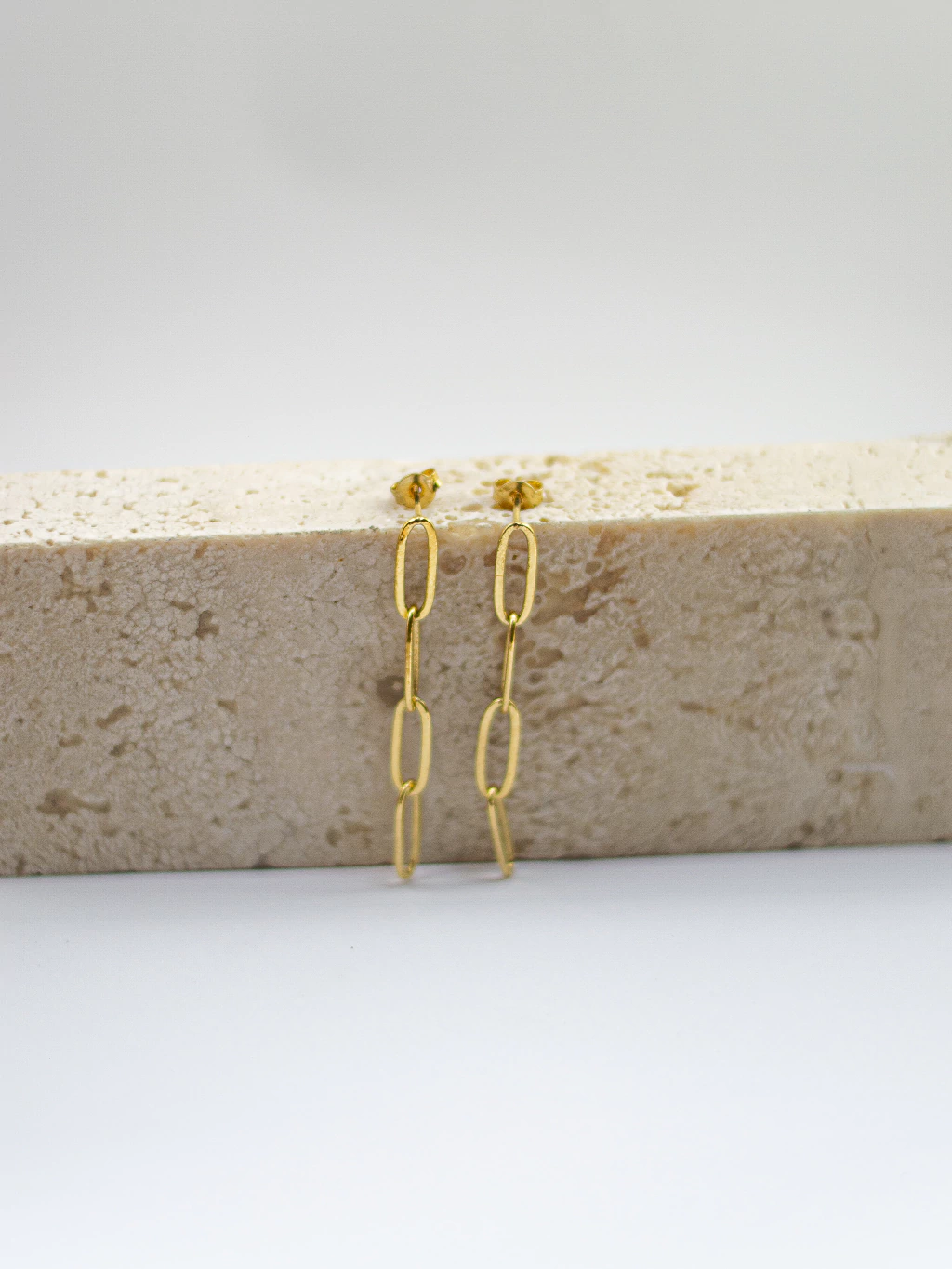 Brinco Cadeado Dourado