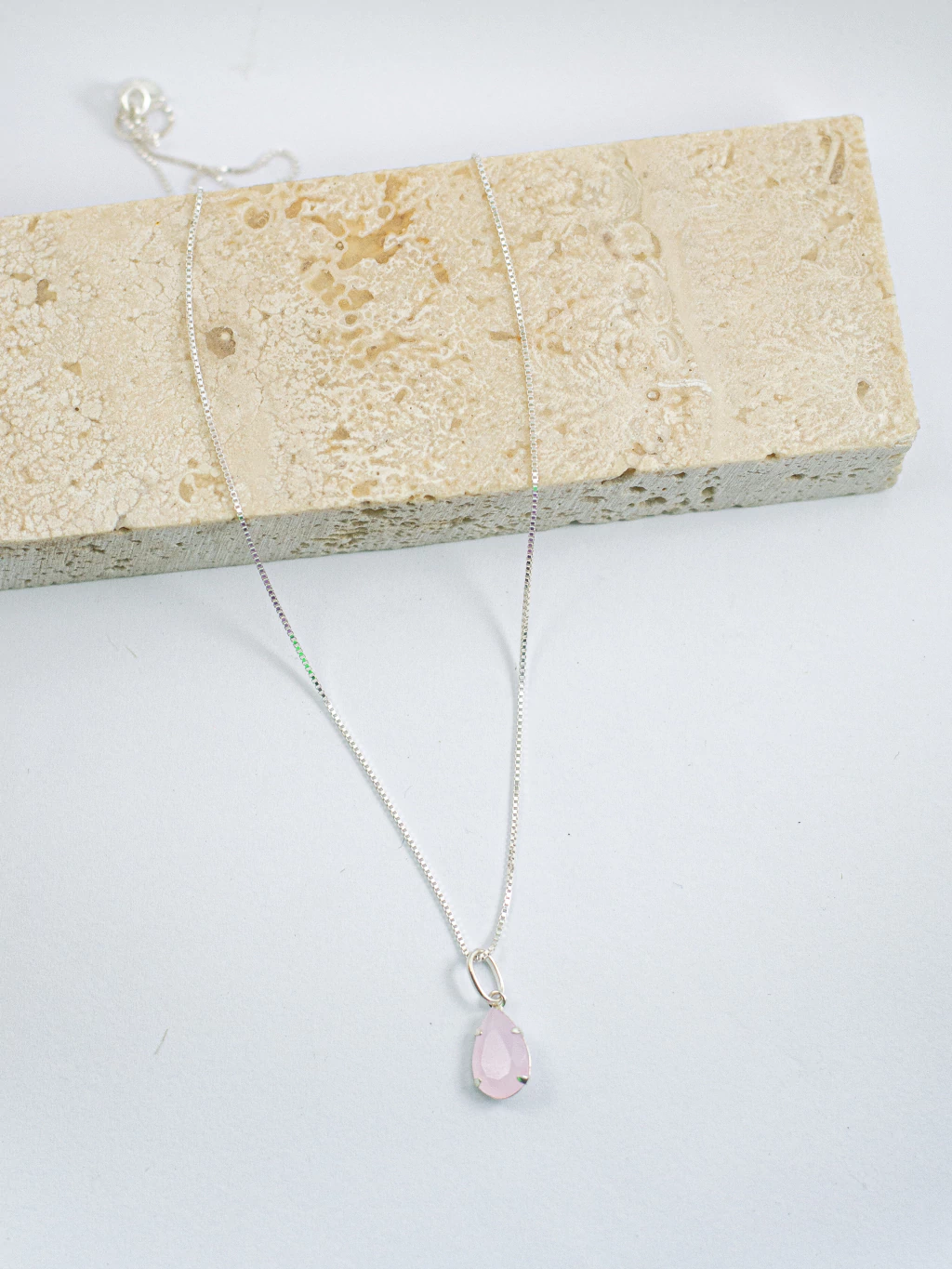 Colar Gota Rosa