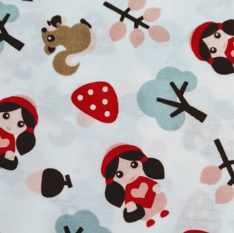 Tecido - Menina na Floresta