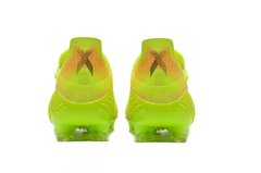 Chuteira Adidas X20 " Ghosted " na internet