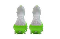ADIDAS PREDATOR MUTATOR 20 + na internet