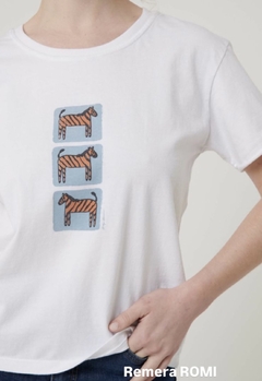 REMERA ROMI ZEBRA - comprar online
