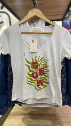 REMERA ESME GROW - comprar online