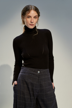 Polera VERNON negro - comprar online