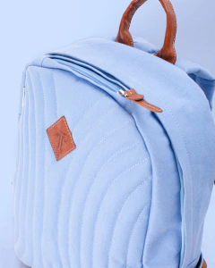 MOCHILA CALATEA CELESTE en internet