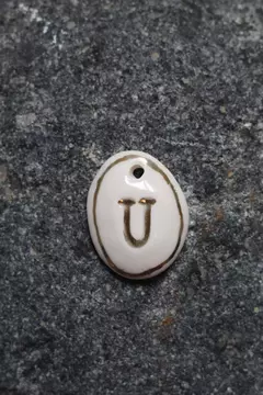 Imagen de COLLAR LETRAS DORADO