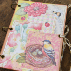 Junk Journal "Nesting Bird"