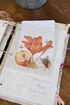 Junk Journal "Be Still" - comprar online