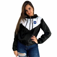 Corta Vento Feminino Coleção Galáxia/Planeta/Astronauta - comprar online