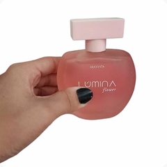 Deo Parfum Spray Lúmina Flower Feminino Fragrância Floral Frutal 100ml Odorata REF 3293 - Importados da Malu