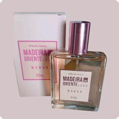Deo Parfum Madeira do Oriente Luxo Woman 50ml Abelha Rainha Fragrância Oriental Amadeirado REF 5445 - comprar online