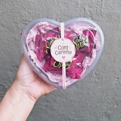 Lembrancinha De Chocolate Presente No Coração De Acetato Feliz Páscoa Dia Mães Natal Niver Mulher - comprar online
