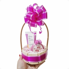 Cesta Para Presentear Dia Mães Natal Namorada Mulher Creme Corporal + Sabonete REF L9 na internet