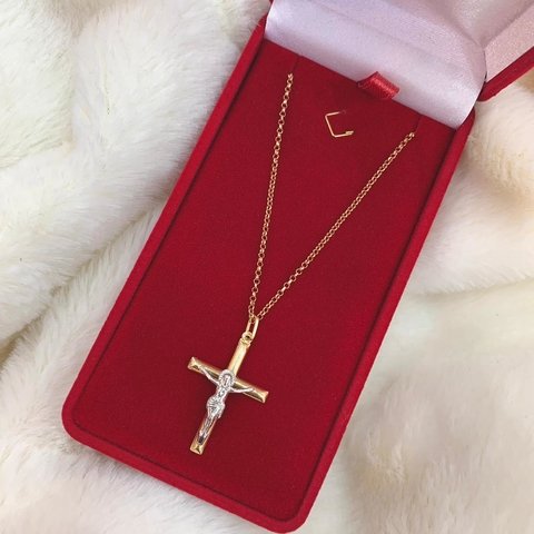 Gargantilha com Pingente Jesus Cristo 47CM Ouro 18K