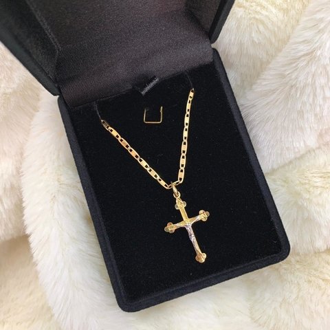 Corrente Piastrine 2MM 60CM com Pingente Jesus Cristo Ouro 18K