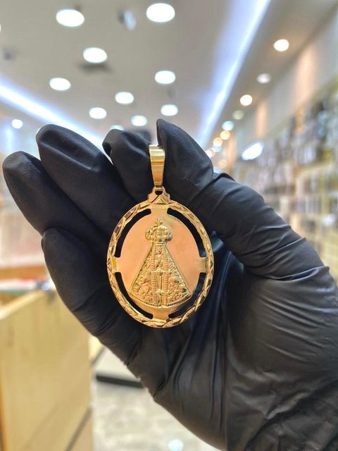 Pingente Masculino Nossa Senhora Aparecida Banhado a Ouro 18K