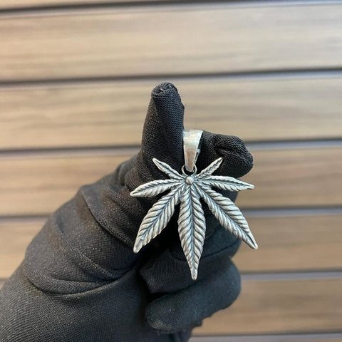 Pingente Folha 3,5X3,5cm Prata Legítima 925 - comprar online