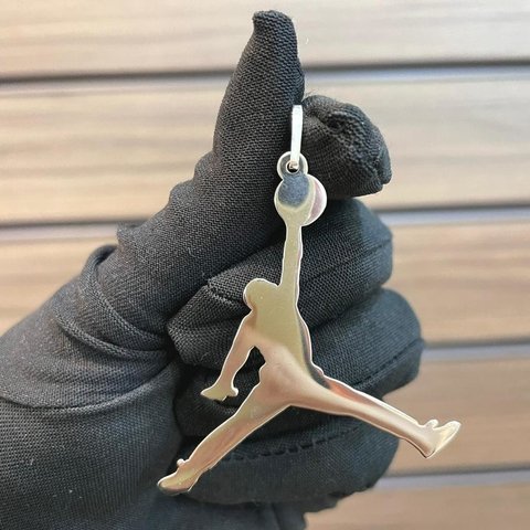 Pingente Jumpman 5X4,7cm Prata Legítima 925 - comprar online