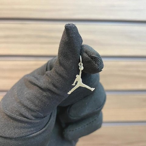 Pingente Jumpman 1,5X1,7cm Prata Legítima 925 - comprar online