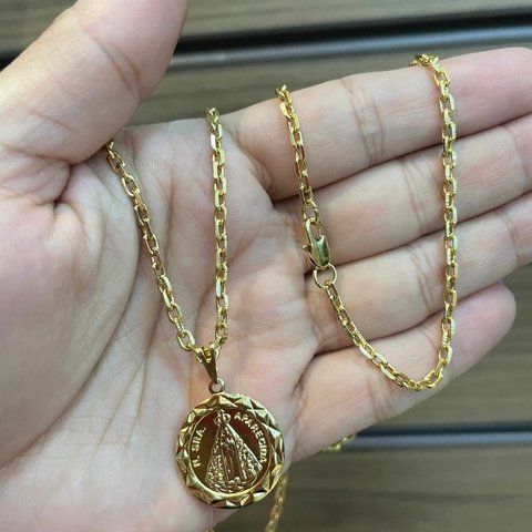 Corrente Cartie Cadeado + Pingente Nossa Senhora Aparecida Banhado a Ouro 18K
