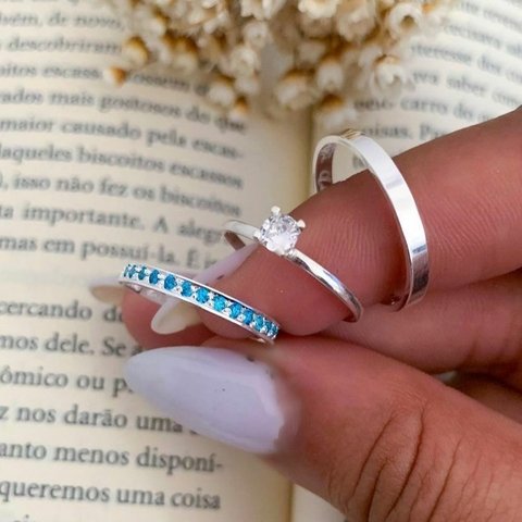 Aliança 3mm Feminina com Pedras de Zircônia Prata 950