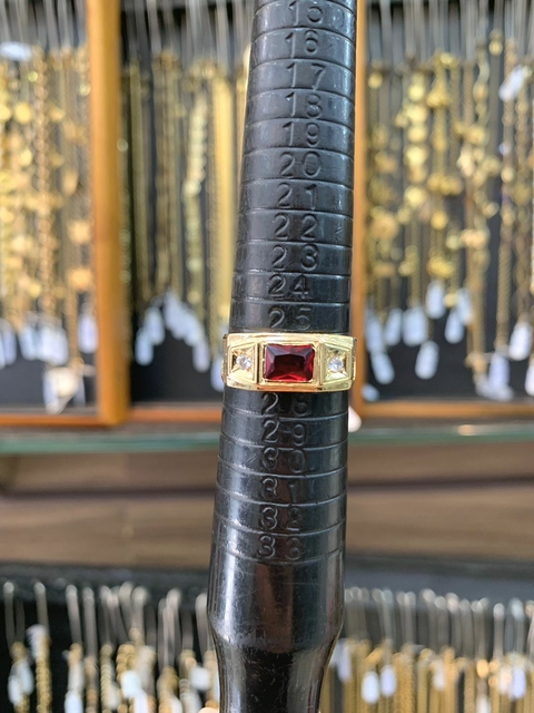 Anel Pedra Vermelha - 3.6G - Banhado a Ouro 18K