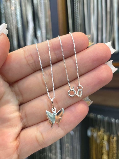 Colar Borboleta Geométrica Prata 925