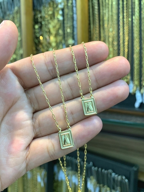 Escapulário Cartie Nossa Senhora Aparecida Mini Banhado a Ouro 18K