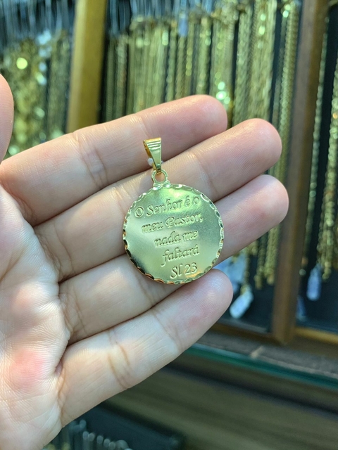 Pingente Salmo 23 2,5X2,5cm Banhado a Ouro 18K