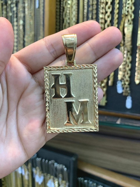 Pingente Personalizado Duas Iniciais 4,5X3,5cm Banhado a Ouro 18K