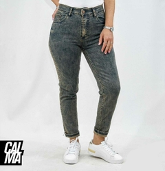 Jean Catalina mom fit