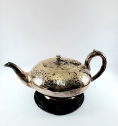 Tetera de época victoriana/eduardiana en metal plateado