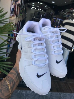 TÊNIS NIKE SHOX NZ na internet
