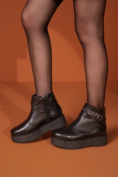 Bota cano curto com zíper interno Opion - comprar online