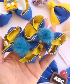 Parzinho Pompom escolar