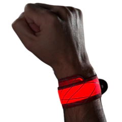 Luz LED Nite Ize Slaplit™ Banda de Luz Personal de Seguridad - Ruta3Shop