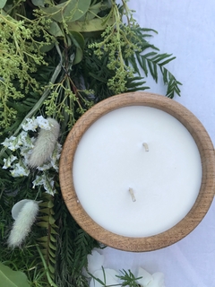 Vela de madera en internet