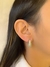 Brinco argola gota zircônias cravejadas. Banhado a ródio branco. - comprar online