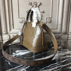 Bolsa Louis Vuitton - comprar online