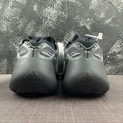 Adidas yeezy 700 na internet