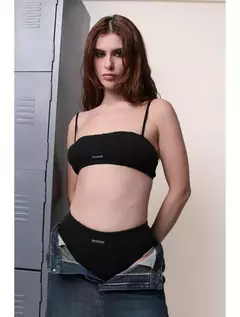 Conjunto the closet hotpants e top preto