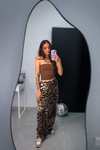 Calça satin leopardo wide leg